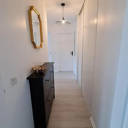 Centralis 5min Gare 2min Paris Parking Apartament Chessy (Seine-et-Marne)