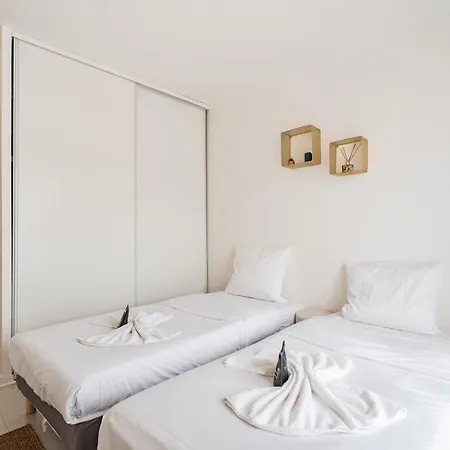 Апартаменты Centralis 5min Gare 2min Paris Parking *